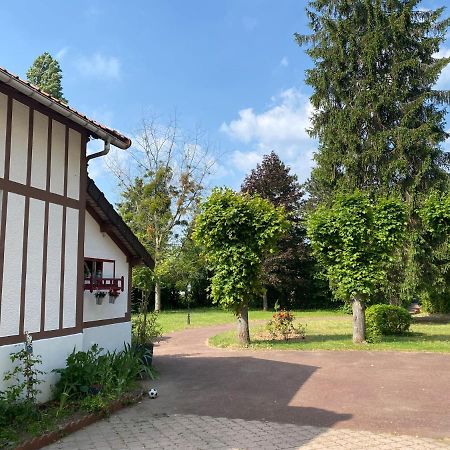 Studio Epicea Avec Jardin Dans Charmante Propriete Méry-sur-Oise Екстериор снимка