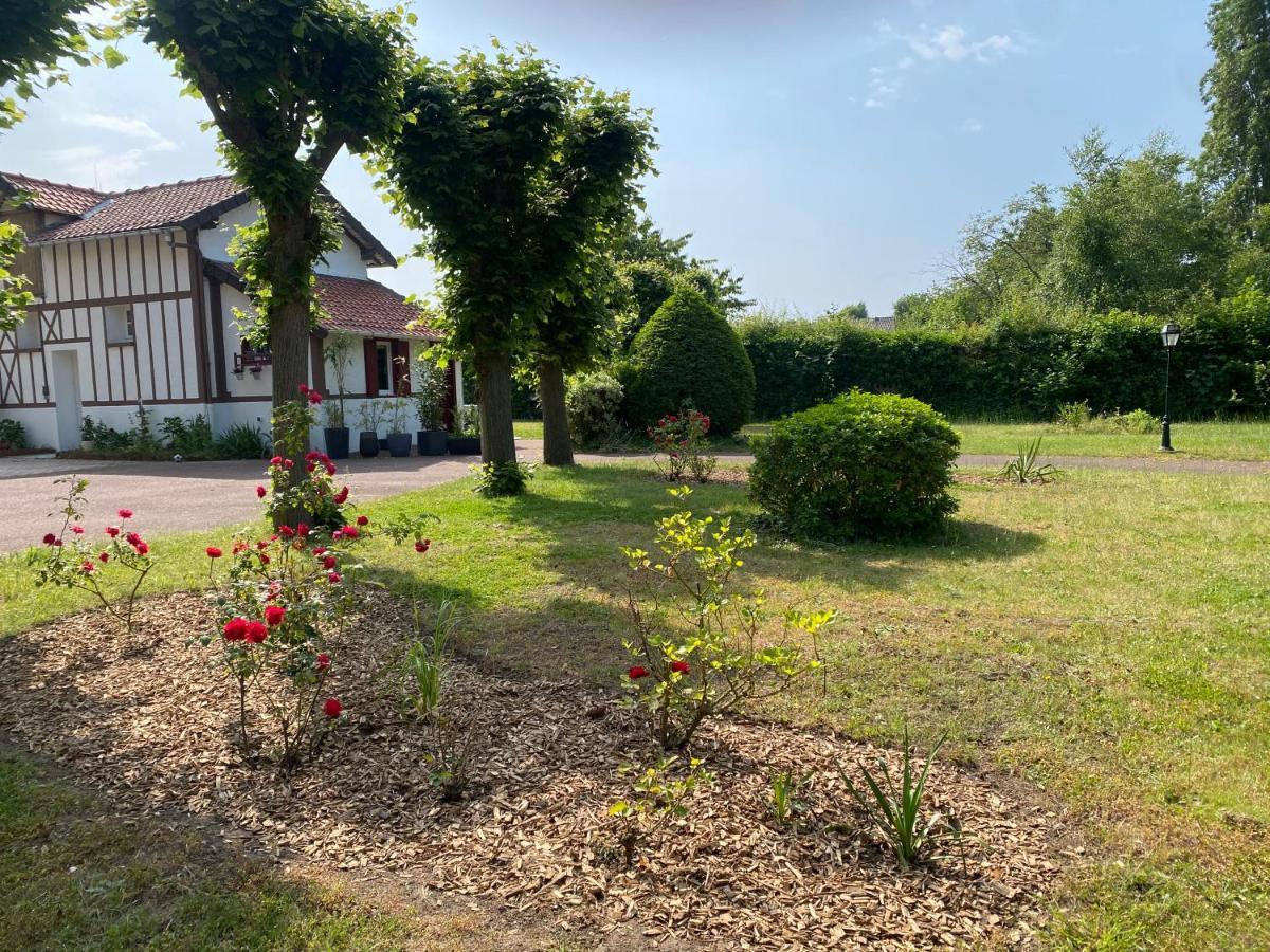 Studio Epicea Avec Jardin Dans Charmante Propriete Méry-sur-Oise Екстериор снимка